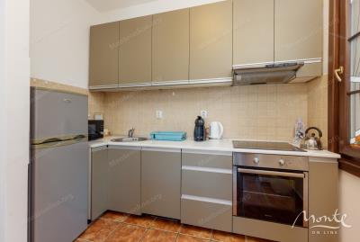 apartament-adriatika-v-boka-gardens-kostanicza_06