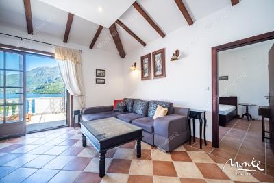 apartament-verona-v-boka-gardens-tam-gde-adriatika-vstrechaetsya-s-istoriej_15