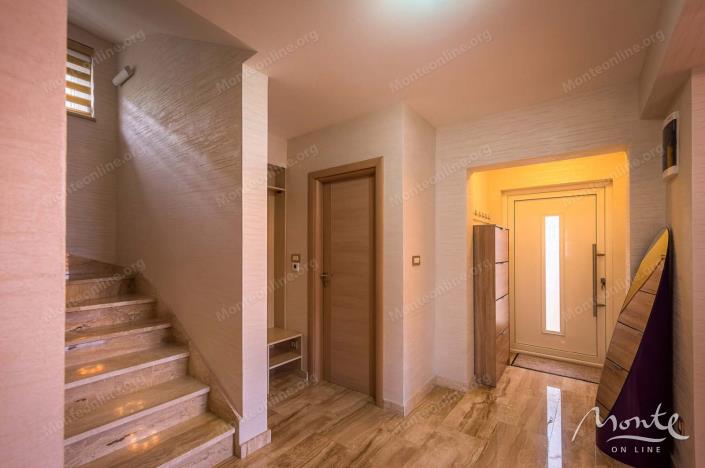 Image No.18-5 Bed Villa for sale