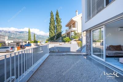 1 - Tivat, Townhouse