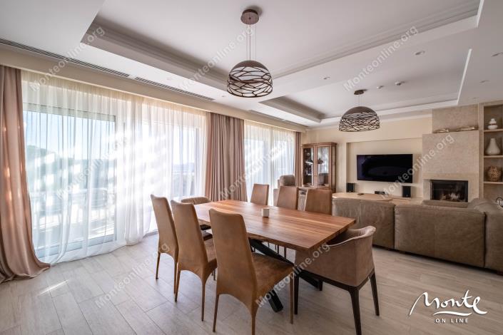 Image No.9-6 Bed Villa for sale