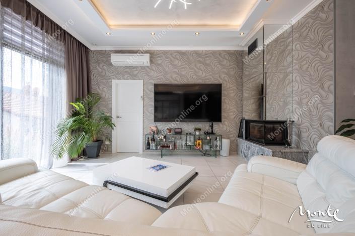 Image No.10-6 Bed House for sale