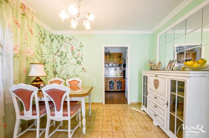 Image No.14-7 Bed House for sale