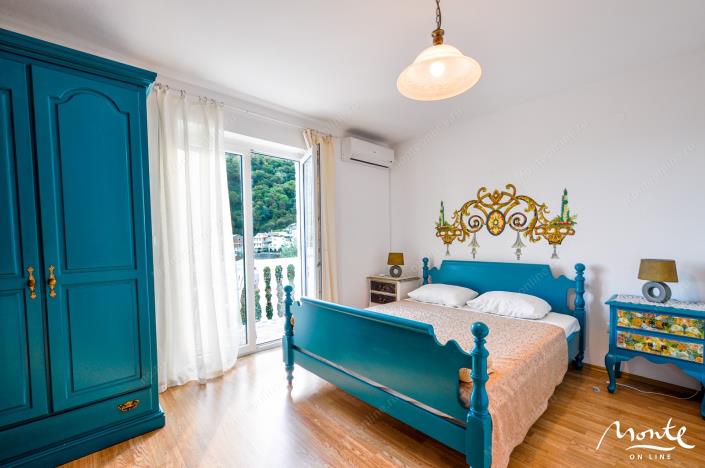 Image No.21-7 Bed House for sale
