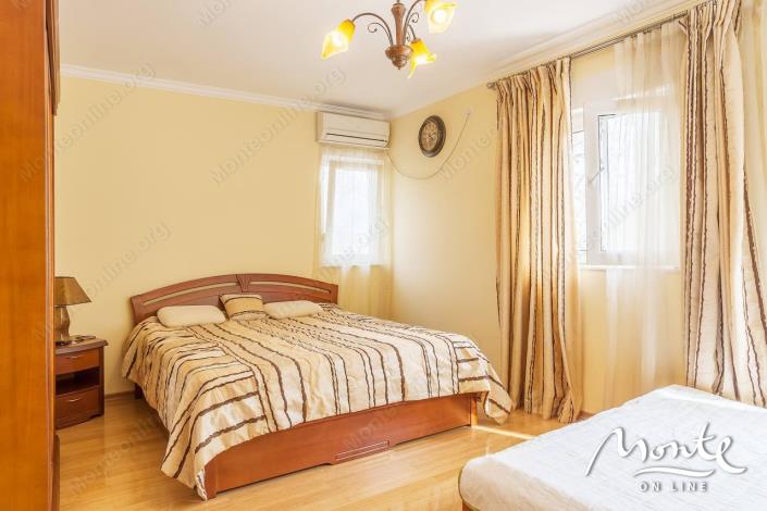 Image No.9-3 Bed Townhouse for sale