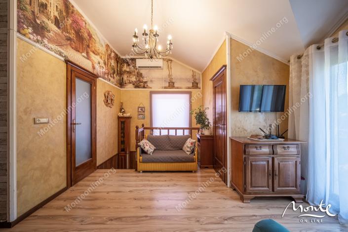 Image No.22-3 Bed House for sale