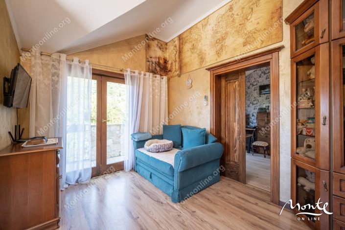 Image No.24-3 Bed House for sale