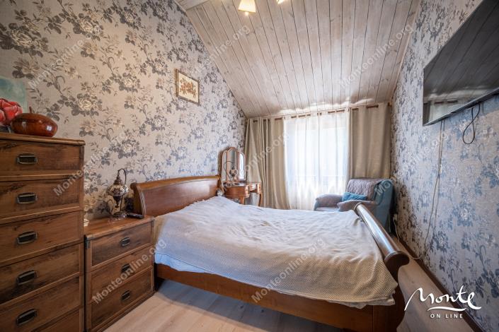 Image No.26-3 Bed House for sale