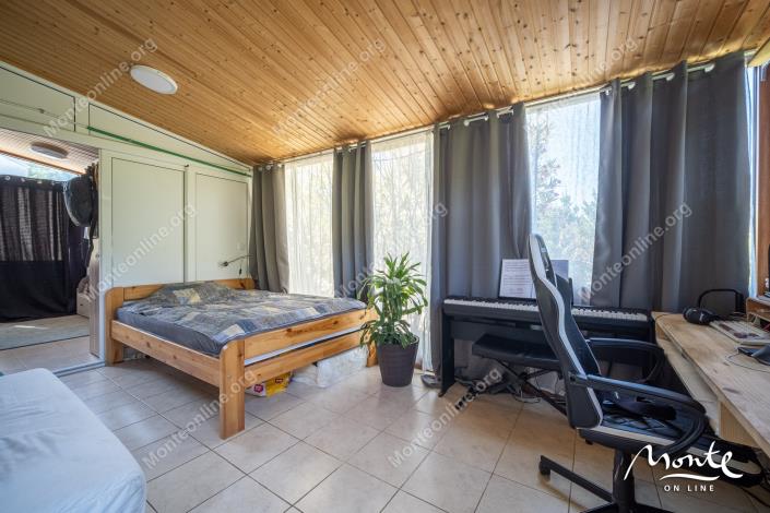 Image No.31-3 Bed House for sale