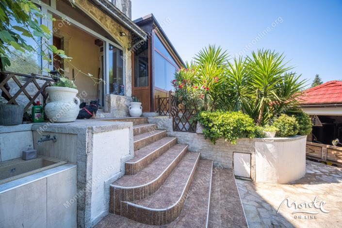 Image No.42-3 Bed House for sale