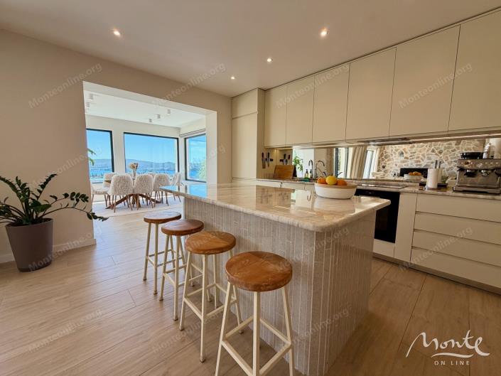 Image No.5-4 Bed Villa for sale