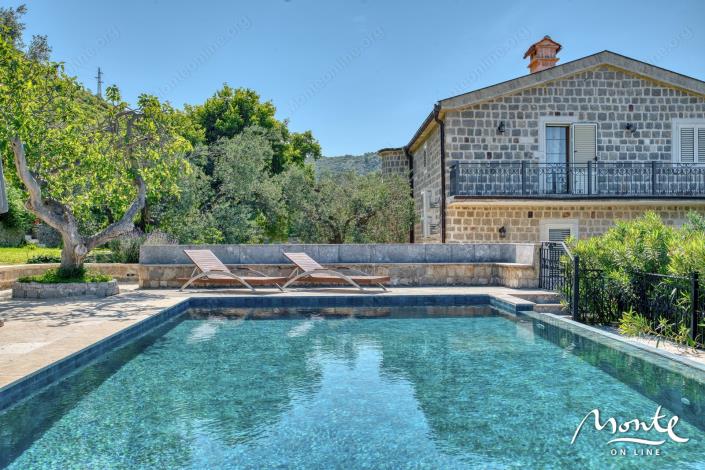Image No.29-4 Bed House for sale