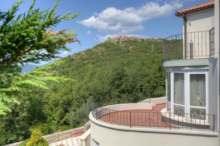 Image No.6-5 Bed Villa for sale