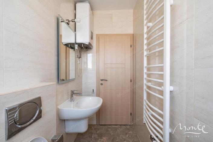 Image No.18-3 Bed Flat for sale