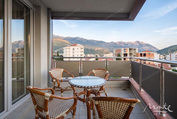 Image No.22-3 Bed Flat for sale