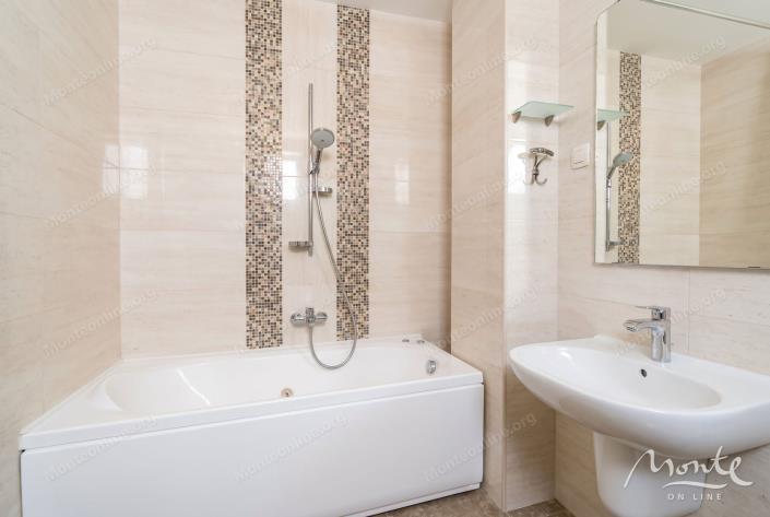 Image No.25-3 Bed Flat for sale
