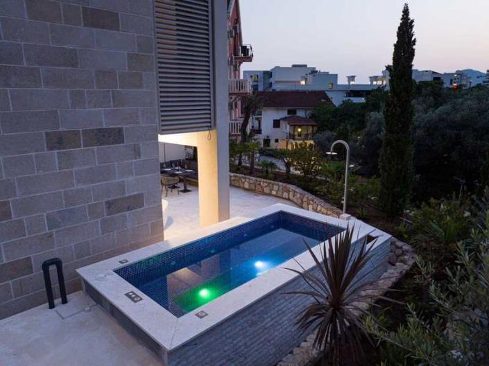 Image No.11-1 Bed Apartment for sale