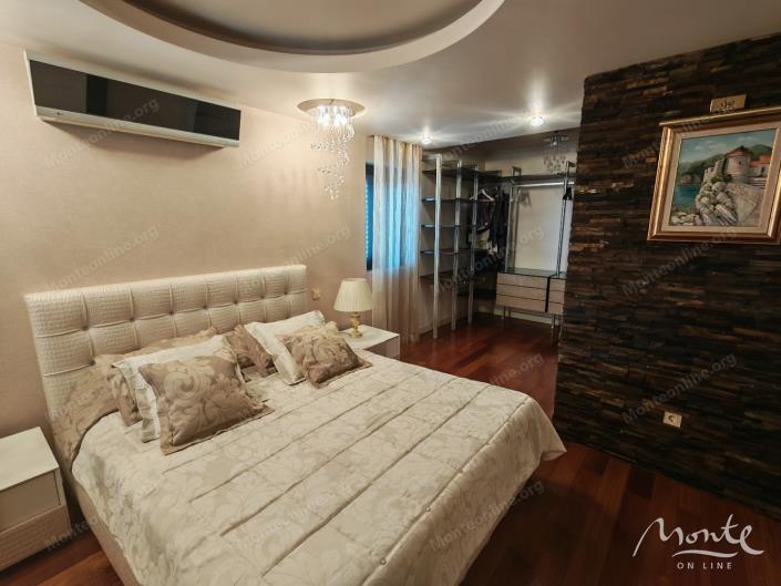 Image No.13-2 Bed Flat for sale