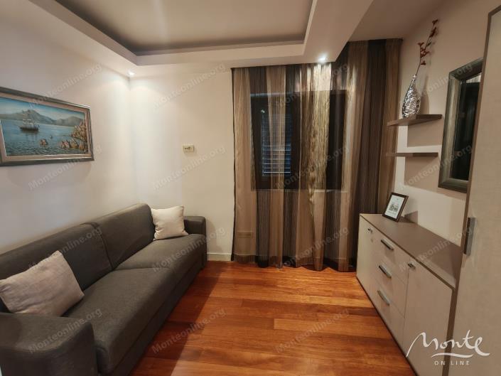 Image No.16-2 Bed Flat for sale