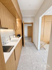 apartament-s-vidom-na-more-v-pyatizvezdochnom-otele-lustica-bay_05
