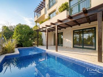 villa-s-vidom-na-more-v-peshej-dostupnosti-do-czentra-tivata_03
