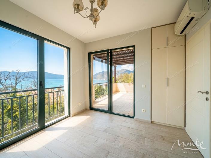 Image No.21-3 Bed Villa for sale