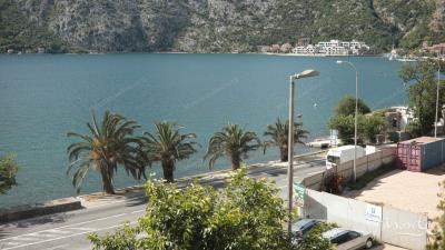 tyoplaya-uyutnaya-kvartira-s-3-spalnyami-i-vidom-na-more-v-risane_01