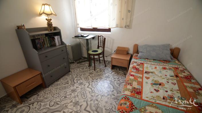 Image No.8-3 Bed Flat for sale