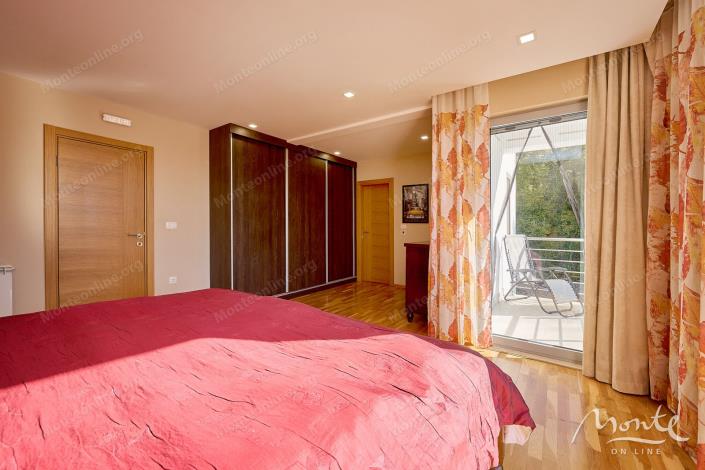 Image No.20-3 Bed Villa for sale