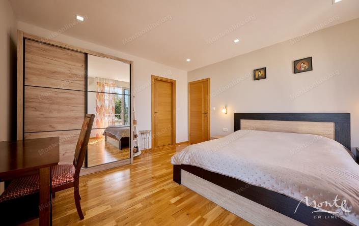 Image No.25-3 Bed Villa for sale