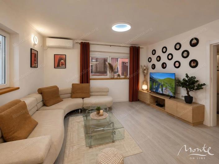 Image No.6-2 Bed Flat for sale