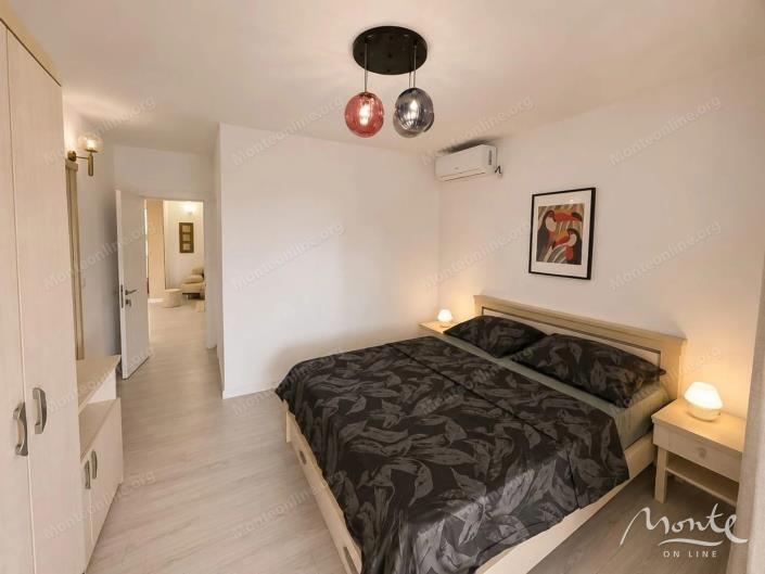 Image No.10-2 Bed Flat for sale