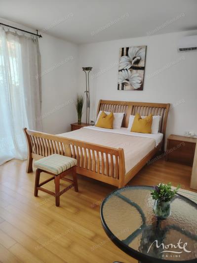 Image No.5-5 Bed House for sale