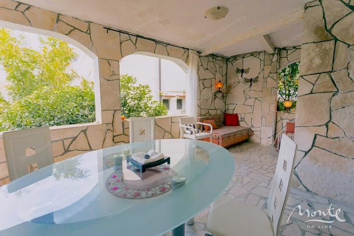 Image No.22-5 Bed House for sale