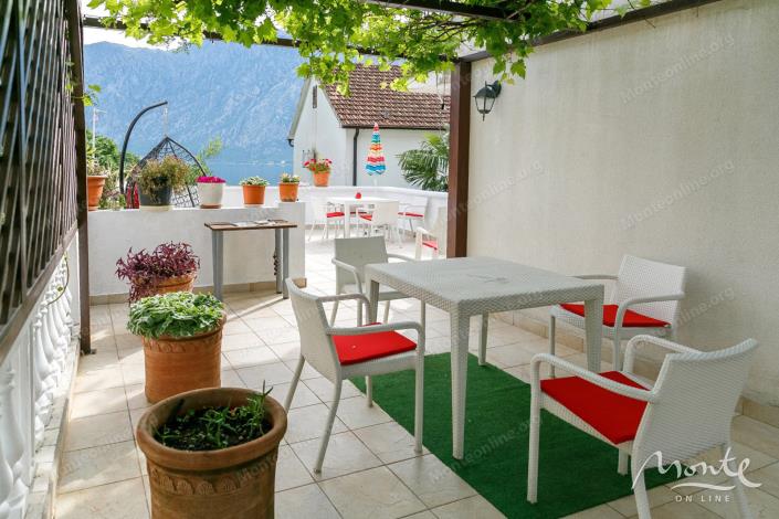 Image No.25-5 Bed House for sale