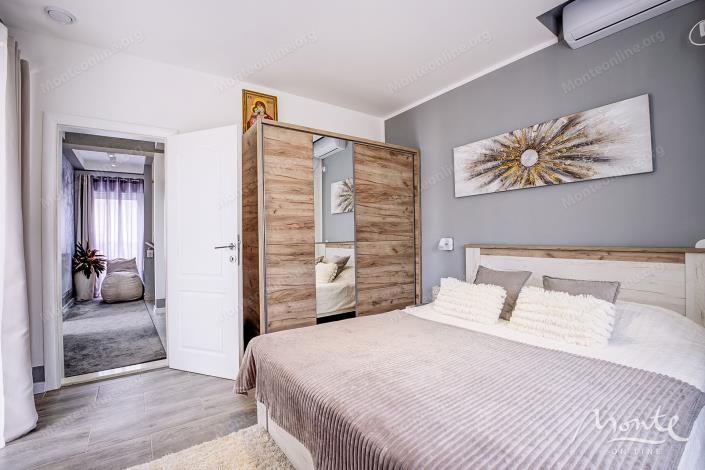 Image No.9-2 Bed House for sale