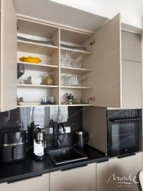 kvartira-s-1-spalnej-i-vidom-na-more-v-novom-komplekse-s-bassejnom-v-bechichi_12