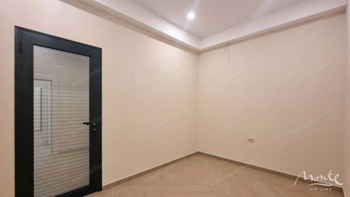 Image No.5-2 Bed Flat for sale