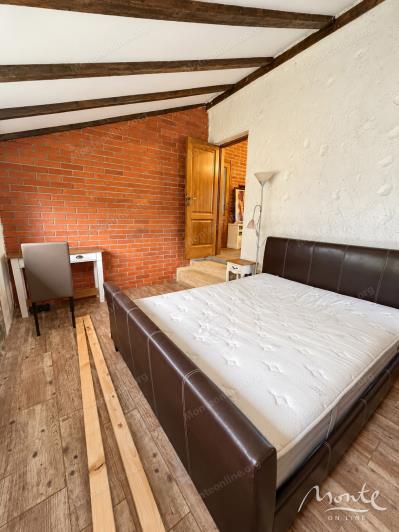 Image No.12-2 Bed House for sale