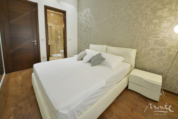 Image No.18-3 Bed Flat for sale