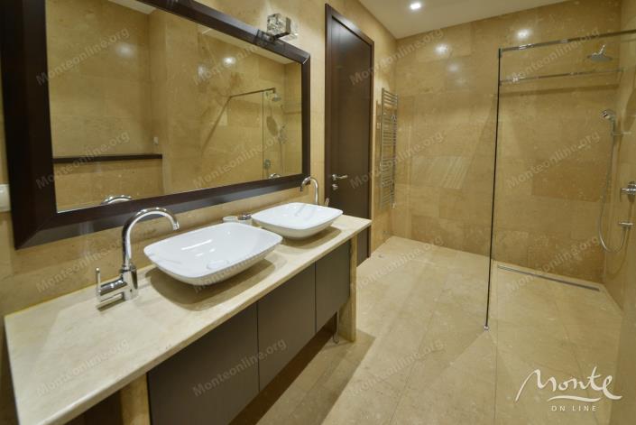Image No.26-3 Bed Flat for sale