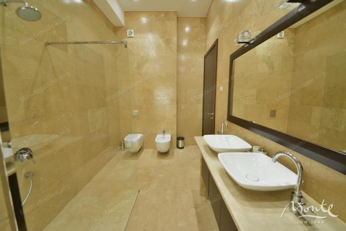 Image No.27-3 Bed Flat for sale