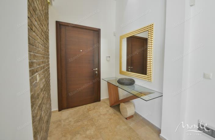 Image No.30-3 Bed Flat for sale