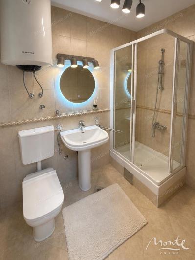 Image No.23-3 Bed Flat for sale