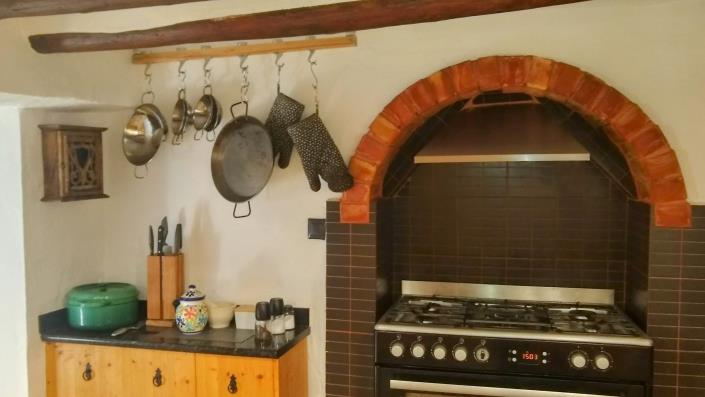 Image No.40-3 Bed Country House for sale