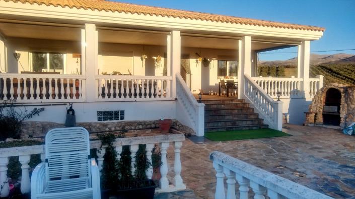 Image No.1-3 Bed Country House for sale