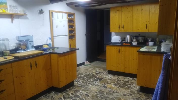 Image No.41-3 Bed Country House for sale