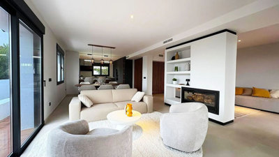 7-aa4cc561180b369757c0bb4af9886cd3