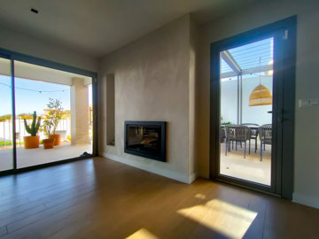 11-20939a0134ad724a8cb2a801094d15a4