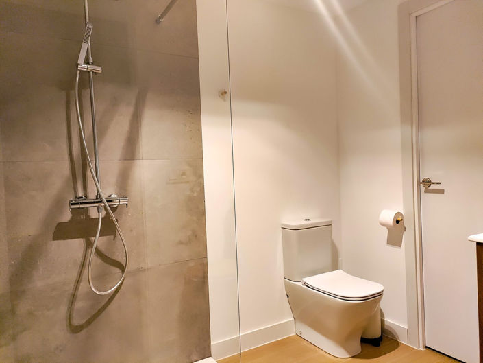 Image No.37-4 Bed Property for sale